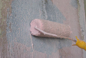 нанесение бетоноконтакта на стену