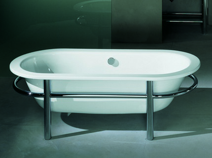 Элегантная стальная ванна прямоугольной формы