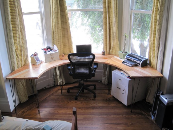 Письменный стол-подоконник — как правильно его оформить? 80 фото лучших идей.