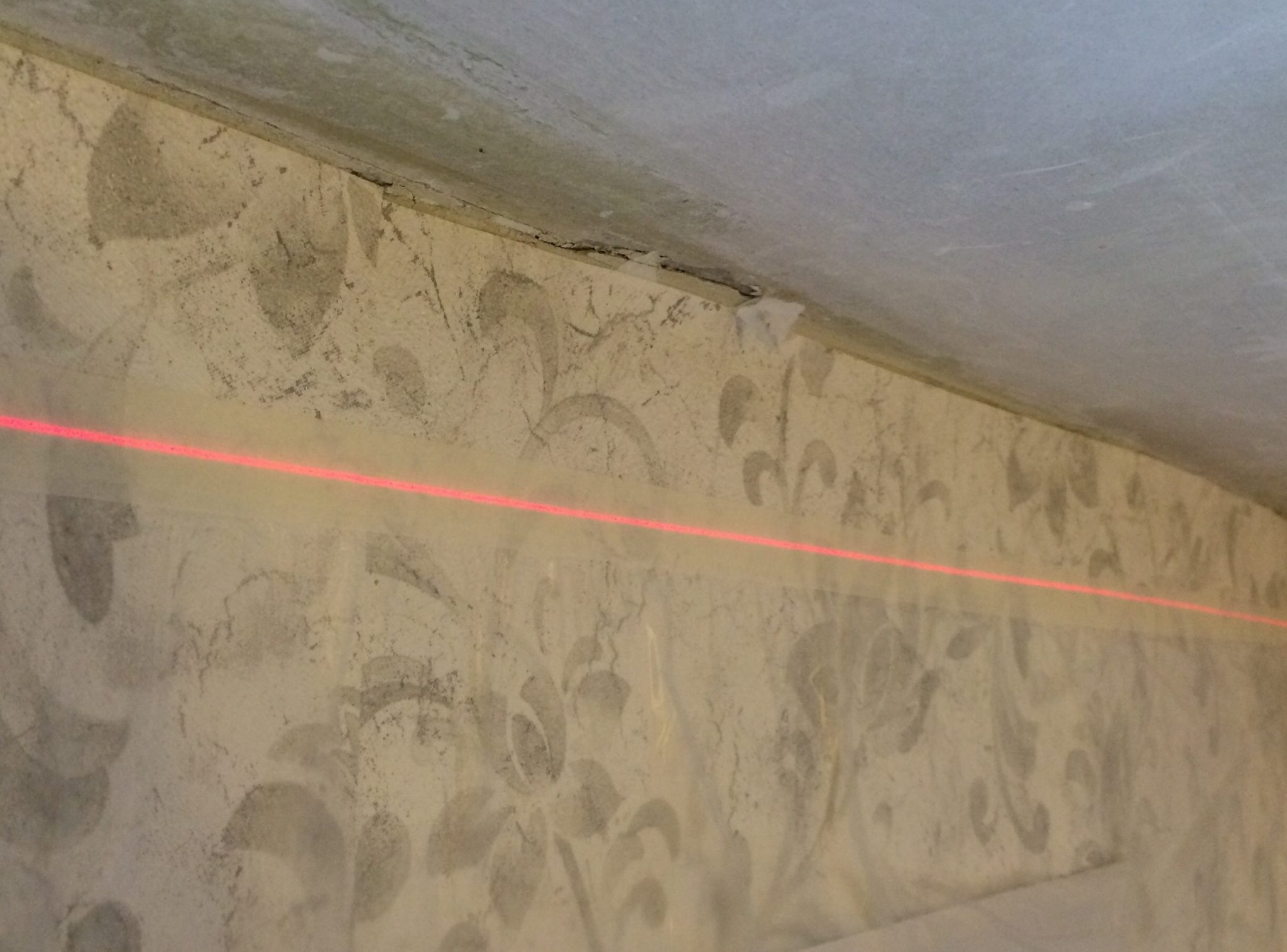 Линия лазерного уровня для крепления багета