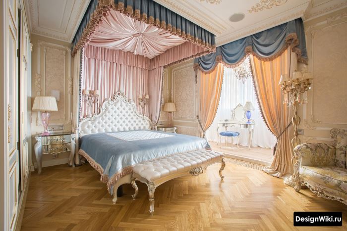 Шикарная спальня в стиле барокко
